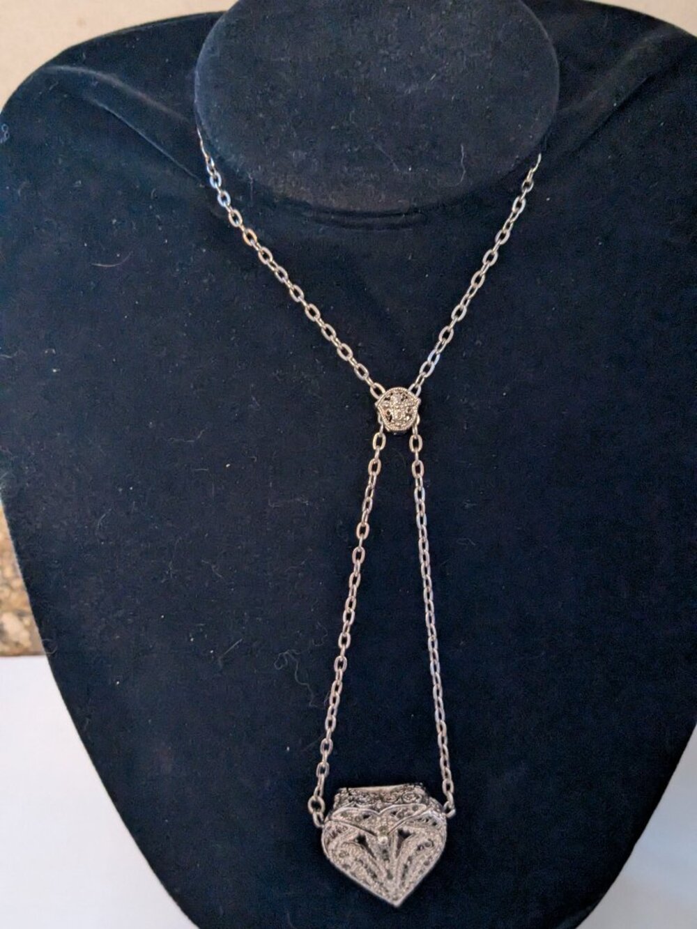 Vintage Silver Tone Filigree Lariat Style Hidden Pendant Watch Necklace